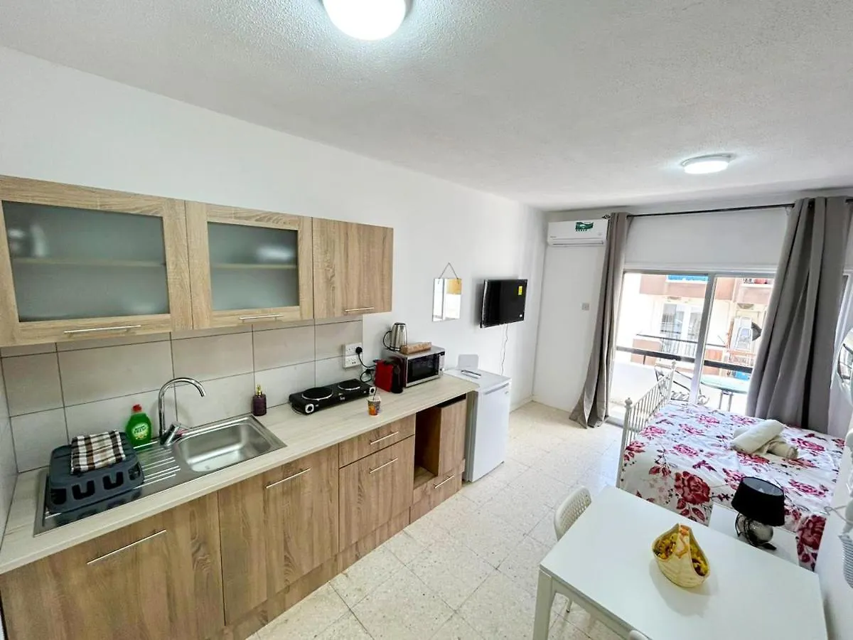 Central Comfort Studio Larnaca 0*,  Cyprus